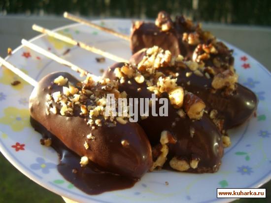 Рецепт Банан-мороженое с шоколадом и орехами (Platano helado con chocolate y nueces)