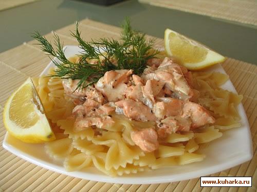 Рецепт Фарфалле с соусом из лосося