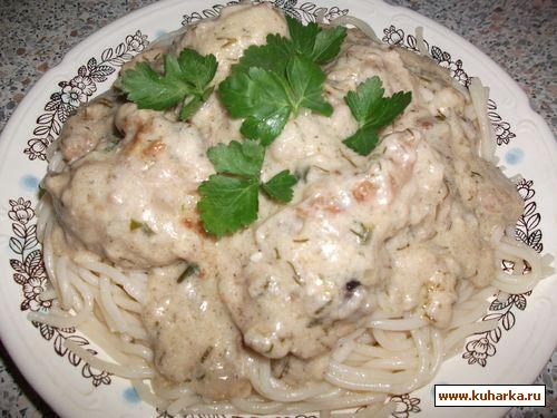 Рецепт Спагетти с курицей в сливочном соусе