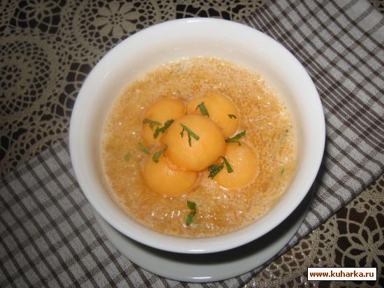 Рецепт Бургундский холодный суп из дыни.