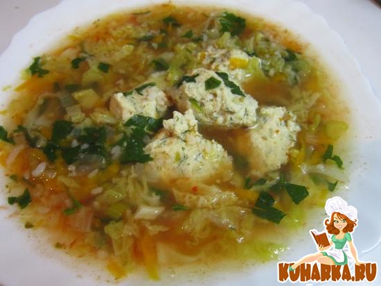 Рецепт Легкий овощной суп с куриными кнедлями