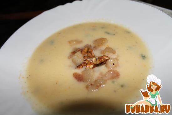Рецепт Суп-пюре из корня сельдерея с карамелизированной грушей и орехами